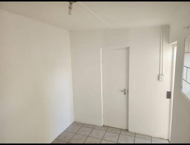 1 BEDROOM PROPERTY TO RENT IN STELLENBOSCH CENTRAL